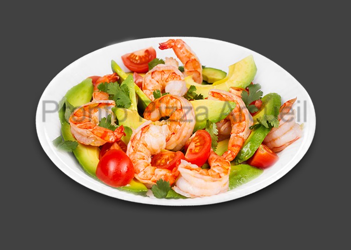 Salade verte, tomates, crevettes, avocat.